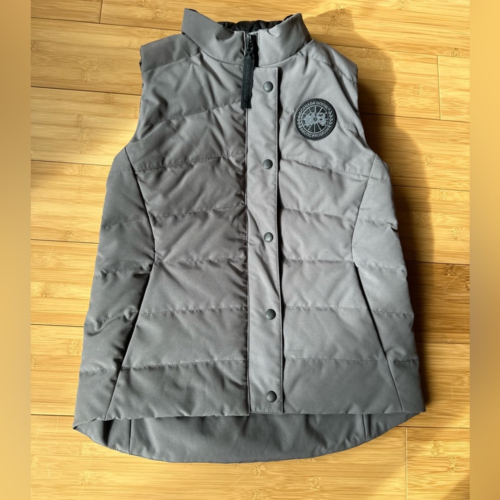 Canada Goose Freestyle Vest Black Label- Costal Grey